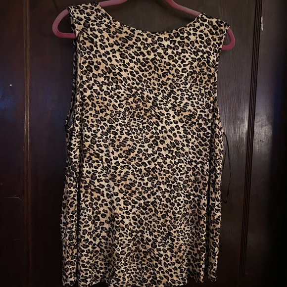 NWOT Leopard Print Tank - Picture 2 of 3